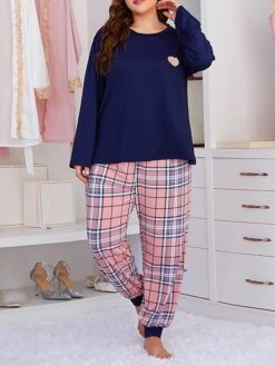 Women's Sweatshirt Pants Sets Christmas Shirt Red Blue Plaid Print Long Sleeve Casual Holiday Fashion Christmas Round Neck Loose Fit Fall & Winter 10 Women's Sweatshirt Pants Sets Christmas Shirt Red Blue Plaid Print Long Sleeve Casual Holiday Fashion Christmas Round Neck Loose Fit Fall & Winter -Cheap Women Clothing Store rqinpy1695383265857